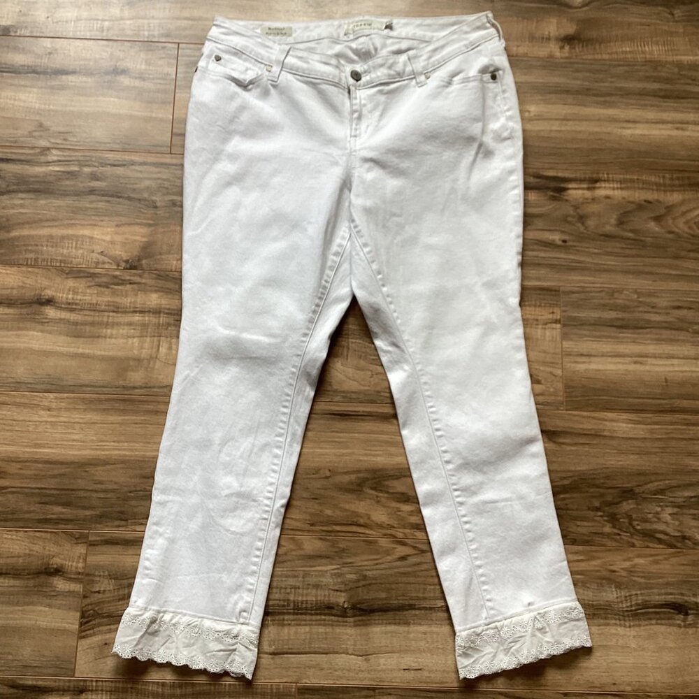 Torrid Boyfriend White Crop Jeans with Lace Trim Added Size 16